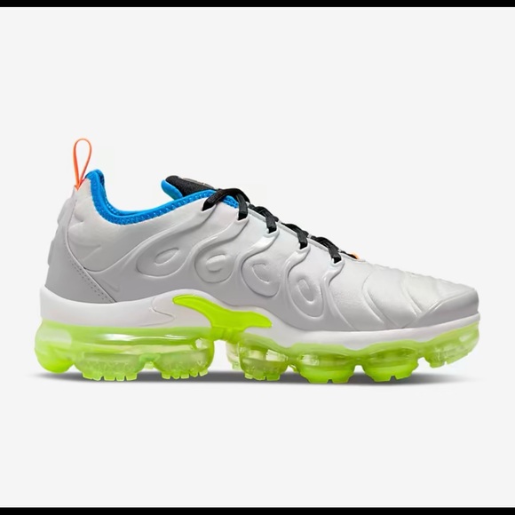 Nike Womens Air VaporMax Plus DQ4695-001 size 8 athletic sports gym running - Picture 3 of 15